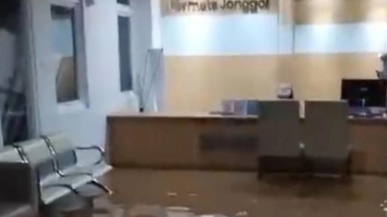 Update Banjir di Bogor, Belasan Pasien di RS Permata Jonggol Dipindahkan dan 1.312 Warga Mengungsi