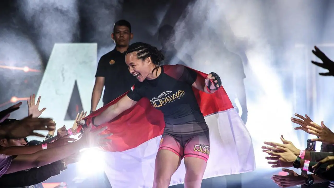 Petarung MMA wanita asal Indonesia di ajang ONE Championship, Priscilla Lumban Gaol