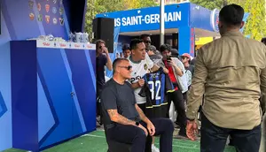 Menyapa Penggemar di Jakarta, Christian Vieri Terpukau Kegilaan Fans Sepak Bola Indonesia
