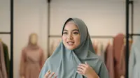 7 Model Gamis Syari Berlayer dan Setelan Khimar Panjang Terbaru 2025, Tampil Anggun dan Modis