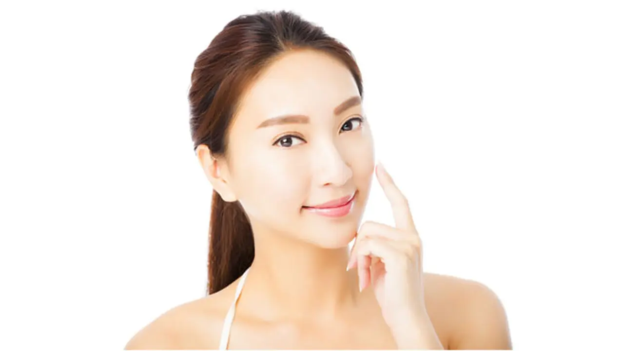 'No Make Up' Menjadi Trend Make Up 2016