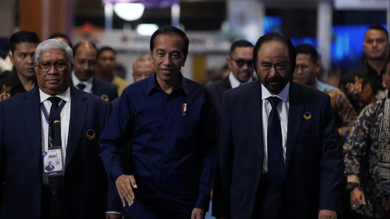 VIDEO: Jokowi Blak-blakan Depan Paloh Gaya Kepemimpinan "Hari ini Dangdut, Ke Depan Rock"