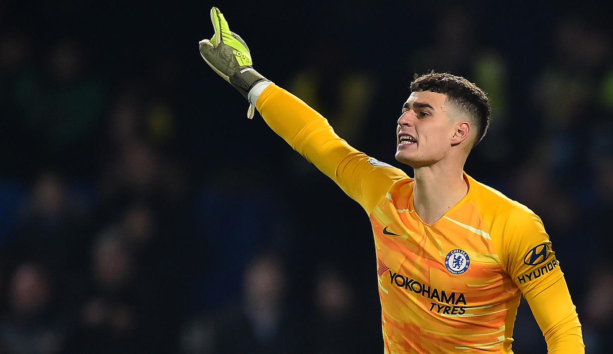 6. Kepa Arrizabalaga (Chelsea) - Kiper asal Spanyol ini sudah menunjukkan kelasnya di musim pertama membela Chelsea. Di Liga Inggris 2018-2019, Kepa turun di 36 pertandingan dengan catatan 14 clean sheet. (AFP/Glyn Kirk)