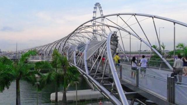 Helix Bridge, Jembatan Unik Berdesain DNA Pertama di Dunia