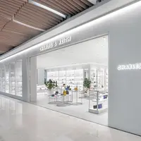 Hadirkan toko konsep baru dan koleksi kapsul sambut musim liburan, Charles & Keith sempurnakan momentum akhir tahun.