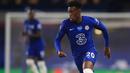 13. Callum Hudson-Odoi (Chelsea) - Penyerang berusia 19 tahun ini tampil apik bersama Chelsea di beberapa laga. Dari 66 penampilannya, Callum Hudson-Odoi menorehkan 9 gol dan 11 assist bersama Chelsea. (AFP/Adam Davy/pool)