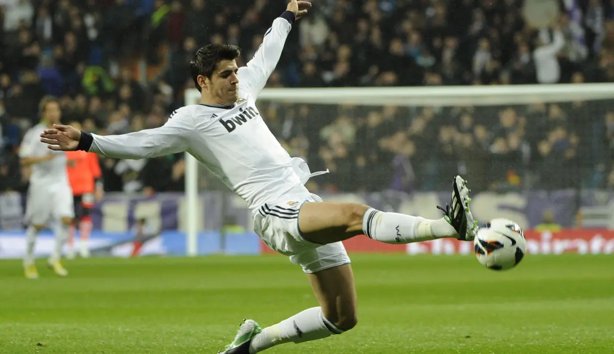 Kedatangan Jose Mourinho mendongkrak semangat Alvaro Morata, saat dipanggil dari Real Madrid B hingga membuatnya menjadi striker haus gol meski dibuang Real Madrid ke Juventus tahun 2014. (AFP/Pedro Armestre) 