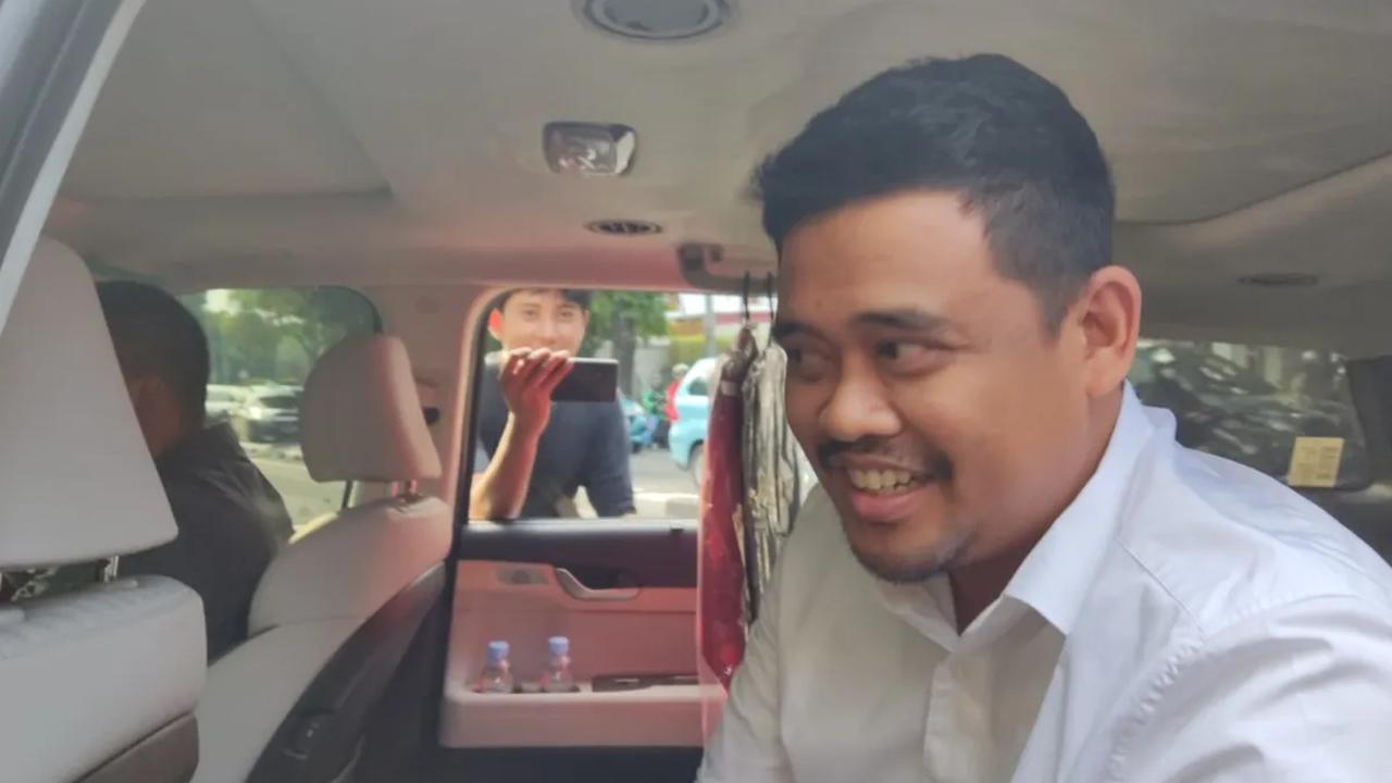 Komarudin membantah Bobby memilih Prabowo-Gibran karena perintah Presiden Joko Widodo.