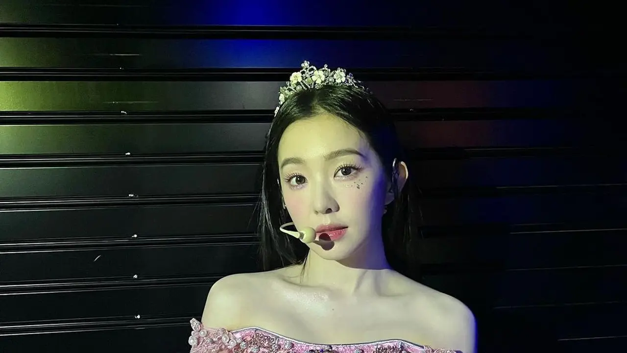 Irene Red Velvet