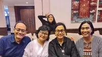 Potret Sri Mulyani bersama kakak dan adiknya (Sumber: Instagram/smindrawati)