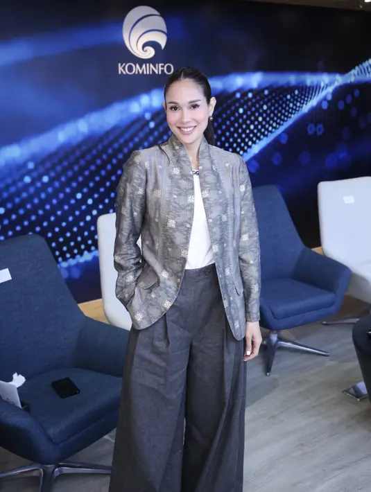 Loemongga Haoemasan tetap fresh [Fimela/Daniel Kampua]