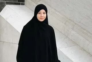 Natasha Rizky Bareface Memesona saat Umrah di Ramadan 2026. [@natasharizkynew]