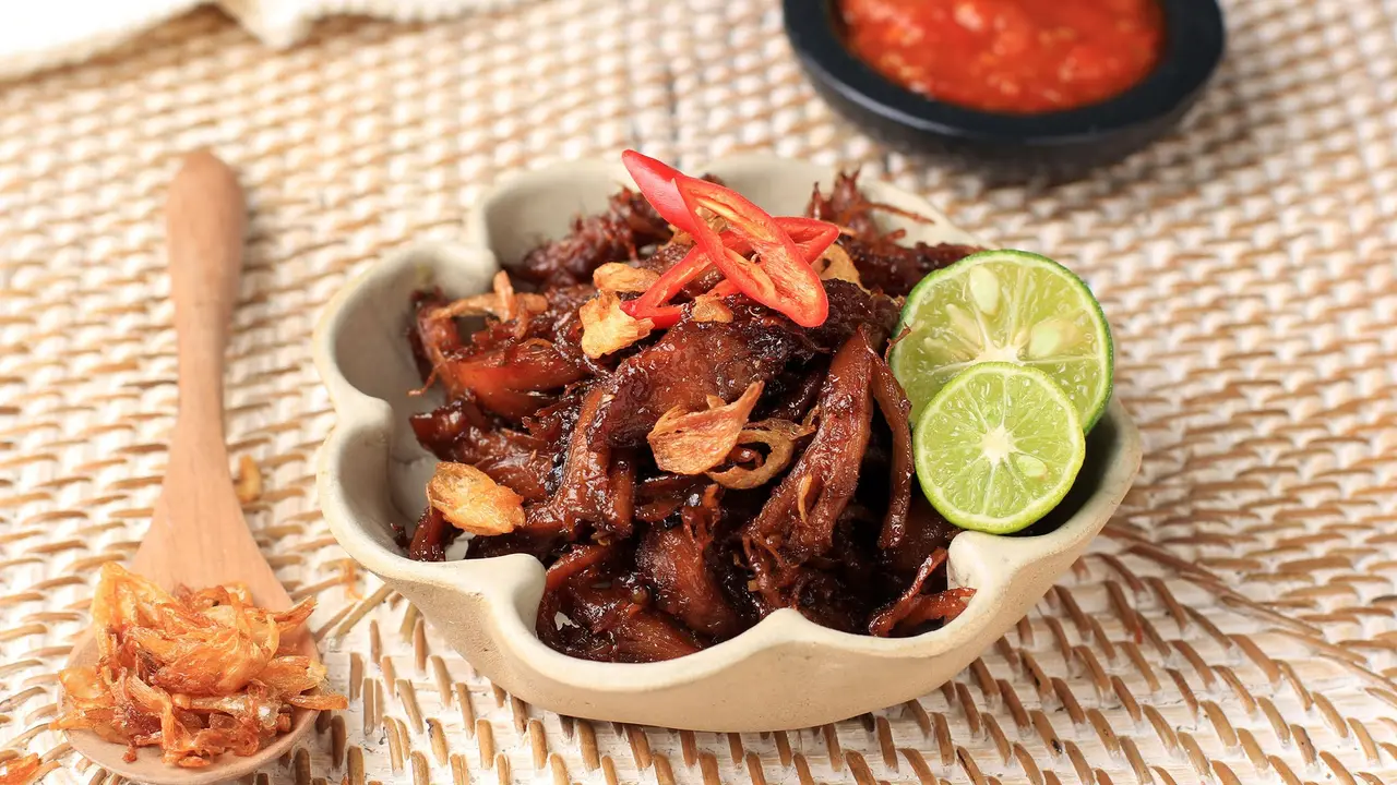 ayam suwir manis