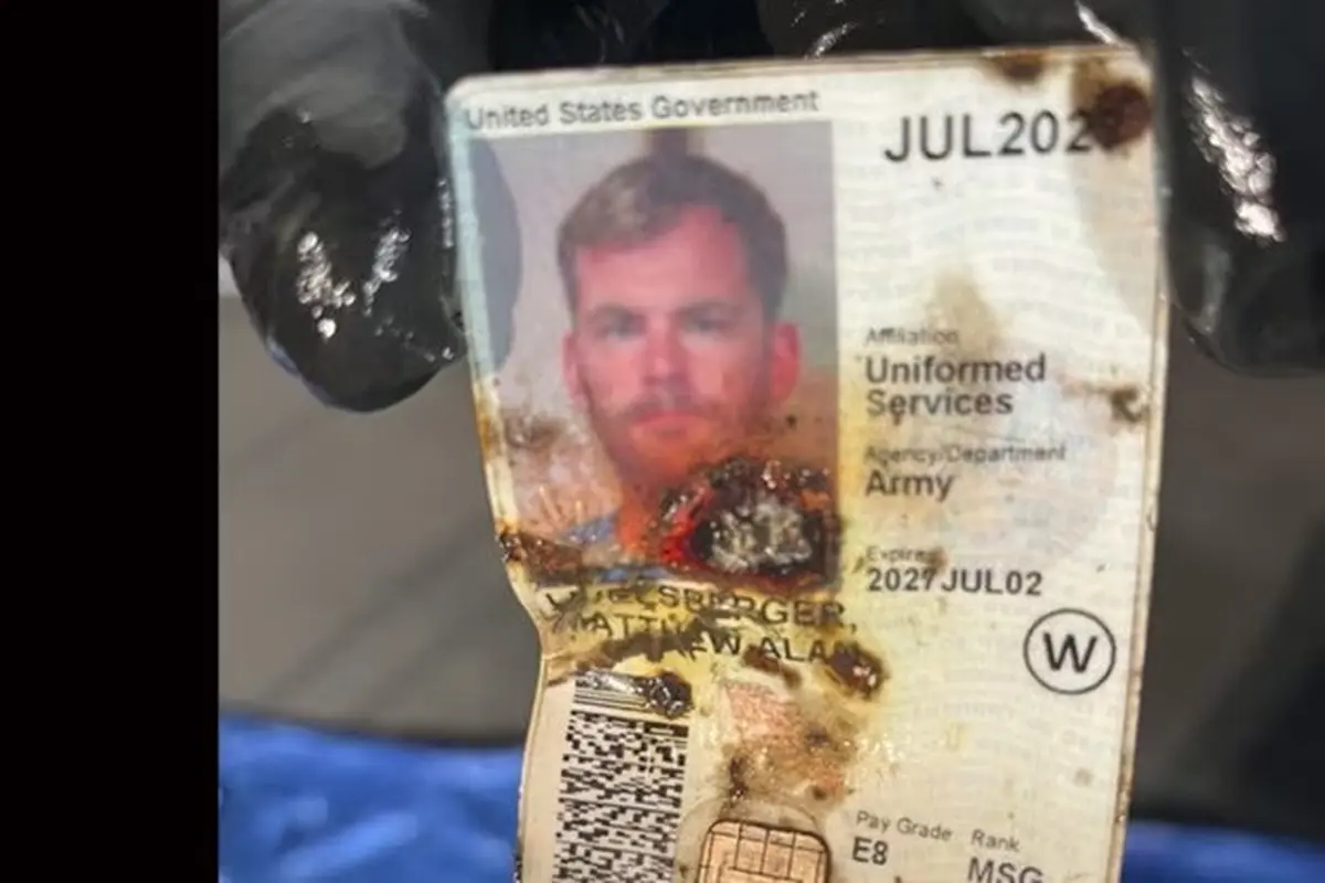 Foto yang dirilis oleh Departemen Kepolisian Las Vegas ini menunjukkan kartu identitas milik Matthew Livelsberger, yang ditemukan di dalam Tesla Cybertruck, yang terlibat ledakan di luar Trump International Hotel Las Vegas.