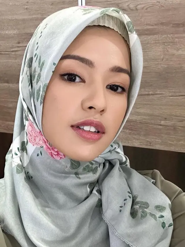 Susan Sameh unggah foto berhijab