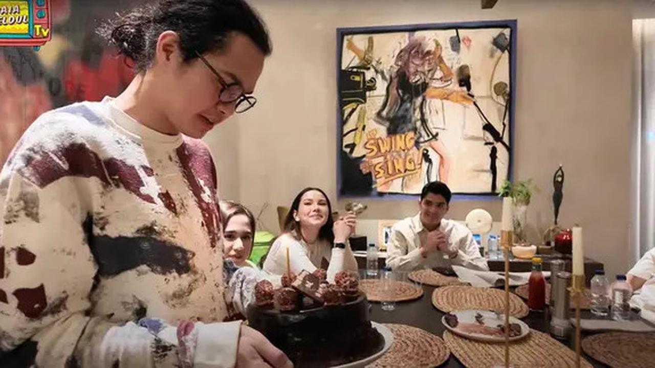 9 Momen Makan Malam Keluarga Maia Estianty di Rumah Pejaten, Hangat dan Penuh Kebersamaan