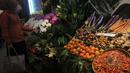 Aneka sayur hasil dari petani lokal Indonesia dipamerkan pada Agrinex Expo ke-9 yang digelar di JCC, Jakarta, Sabtu (21/3/2015). (Liputan6.com/Johan Tallo)