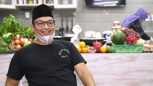 Pemilik Tsukiji Mart Muhammad Risqi