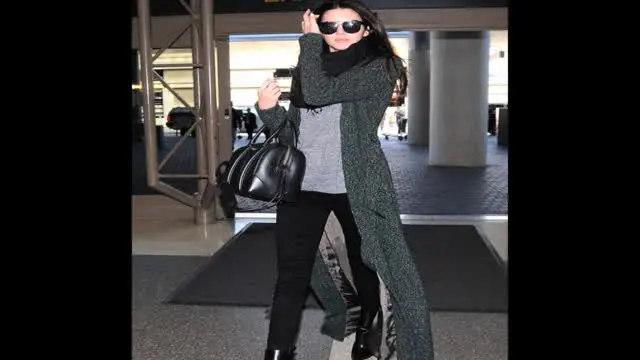 Gaya Seksi Ayu Hastari yang Terinspirasi Kendall Jenner