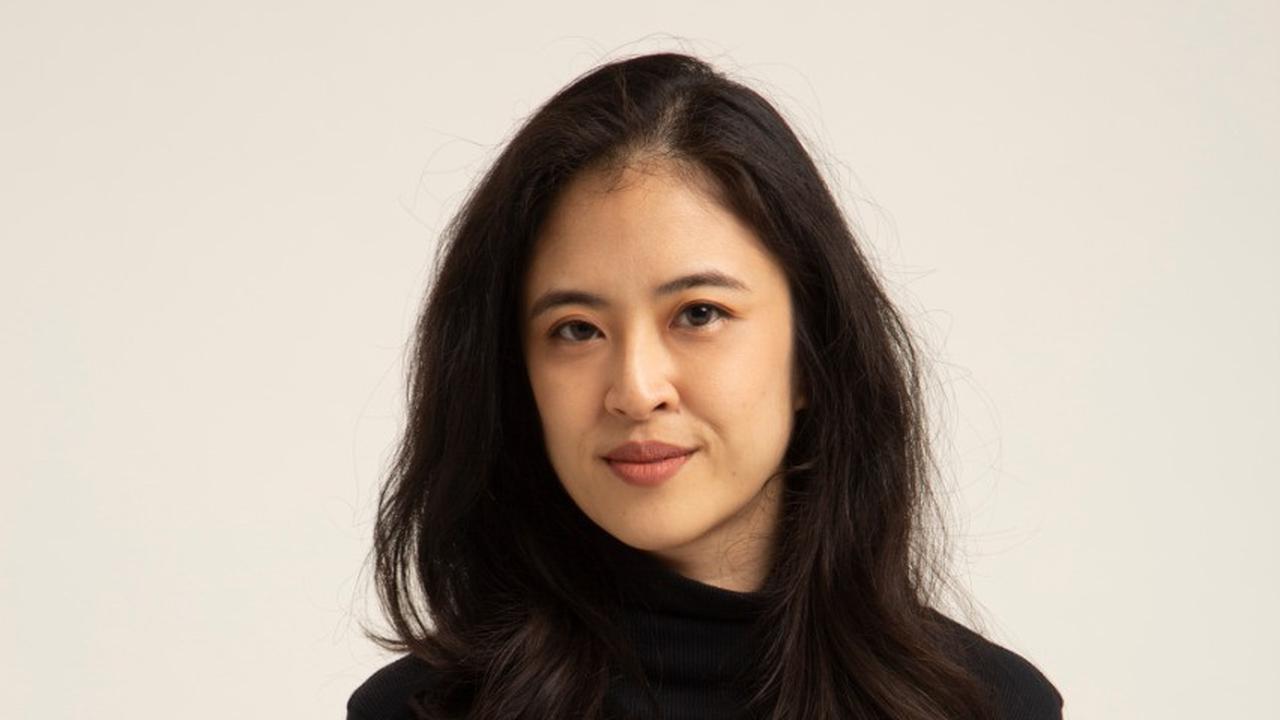 Desainer Nadya Karina.