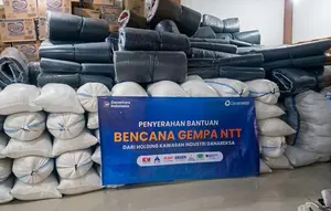 Danareksa dan Ekosistem Kawasan Industri Salurkan Bantuan ke Korban Gempa NTT
