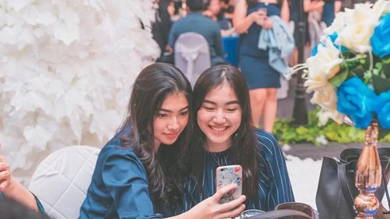 potret kedekatan Melisha dan adik kembar