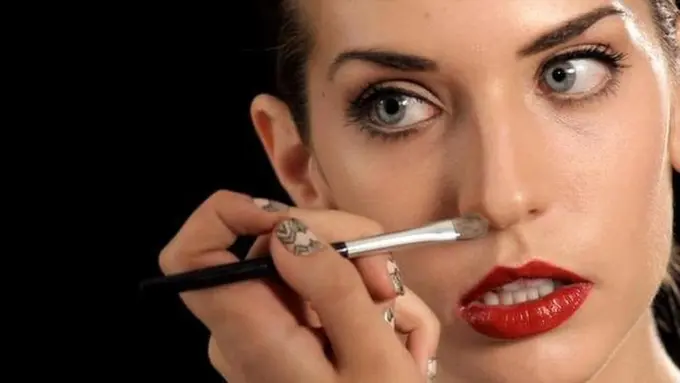 Dengan Garpu, Bisa Bantu Buat Shading Hidung?