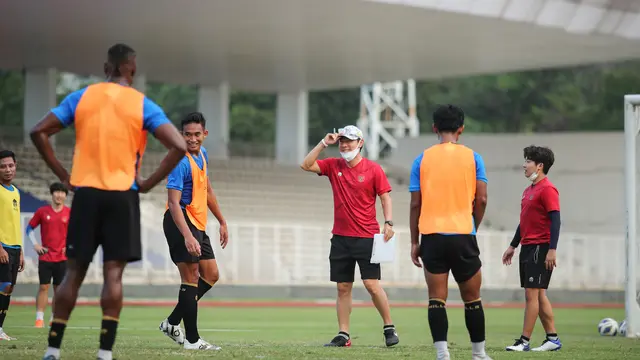 Shin Tae-yong memimpin pemusatan latihan Timnas Indonesia.