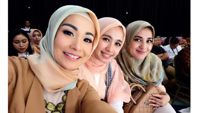 6 Seleb Hijaber Paling Modis Sepanjang 2016 - Fashion 