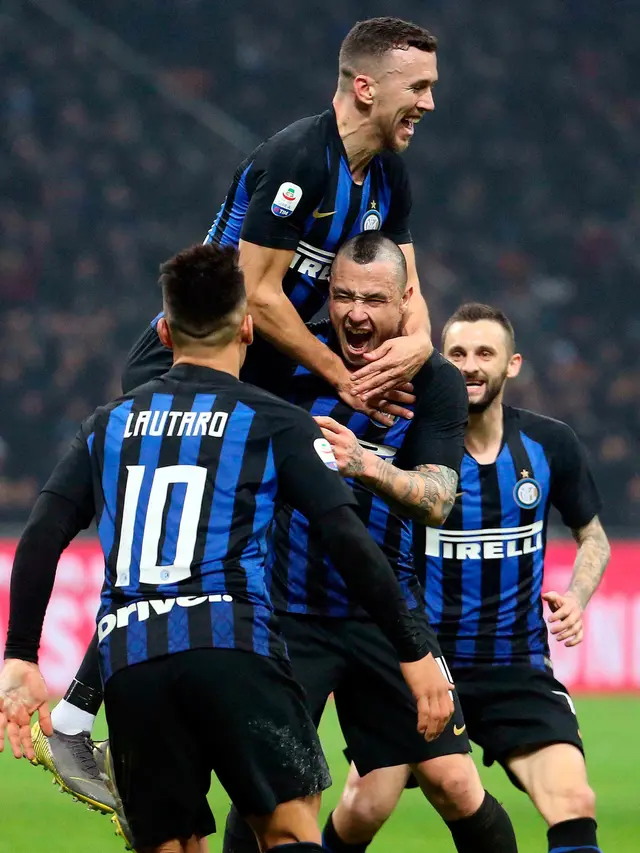 Gol Radja Nainggolan Bawa Inter Milan Kalahkan Sampdoria