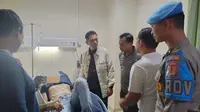 Tangis Ayah Pecah Usai Brigpol Ariyadi Ditembak Buronan