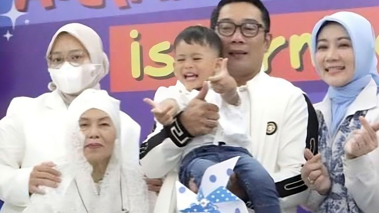 Partai Golkar memastikan sejak awal sudah menugaskan Ridwan Kamil (RK) untuk maju di Pilgub Jakarta.