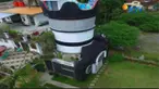 Pemilik rumah kamera ini adalah bapak Hok Lay atau yang akrab disapa bapak Tanggol. 