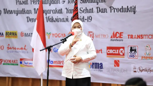 Ribuan Pekerja Ritel Sudah Divaksin, Menaker Ida Harap Herd Immunity Segera Terbentuk