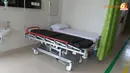 Dua tempat tidur yang ada di IGD RS Pertamedika Sentul City, Jawa Barat. (Liputan6.com/Aditya Eka Prawira)