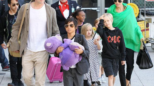 Ini Dia 5 Detail Pernikahan Brad Pitt dan Angelina Jolie