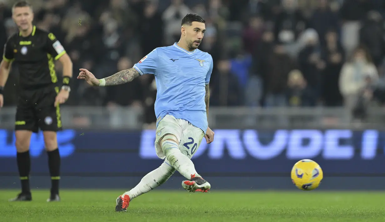 Lazio memastikan kemenangan lewat gol penalti yang dicetak Mattia Zaccagni di awal babak kedua. (Alfredo Falcone/LaPresse via AP)