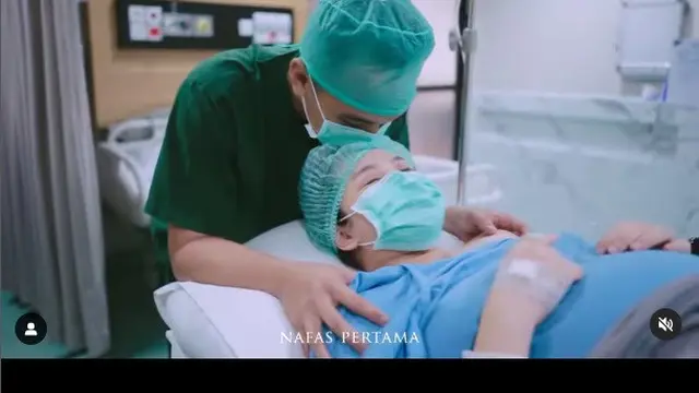 Anjani Dina melahirkan anak kedua, diberi nama Atarazka Gasendra Alkafia (Foto: Instagram anjanidinavdw/nafaspertama)