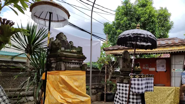 Pura Tri Bhuana Agung Depok.
