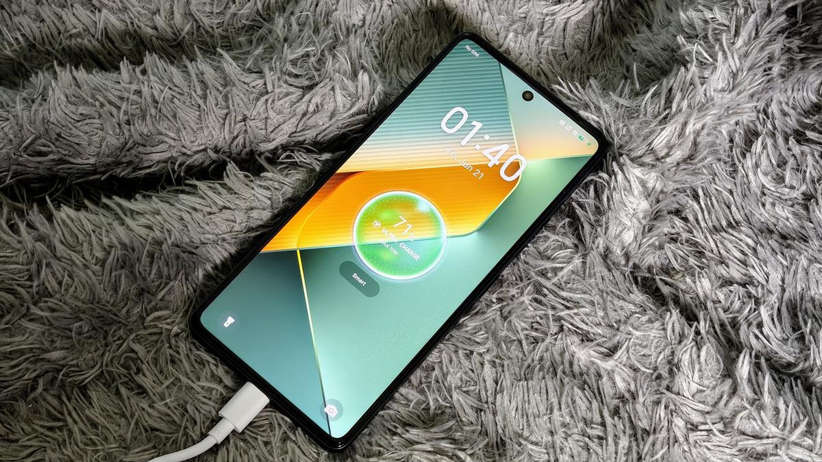 Harga Tecno Pova 6, HP Gaming Tipis dengan Baterai Jumbo 6000 mAh dan Layar AMOLED 120Hz