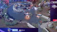 Tim All Star Moniyan bertarung dengan  tim All Star Magic Academy pada Mobile Legends Bang Bang: All Star 2019 di Tenis Indoor Senayan, Jakarta, Sabtu (20/7). MLBB All Star Team dibagi menjadi 4 tim yang dipimpin pemain Onic eSports. (Bola.com/Yoppy Renato)