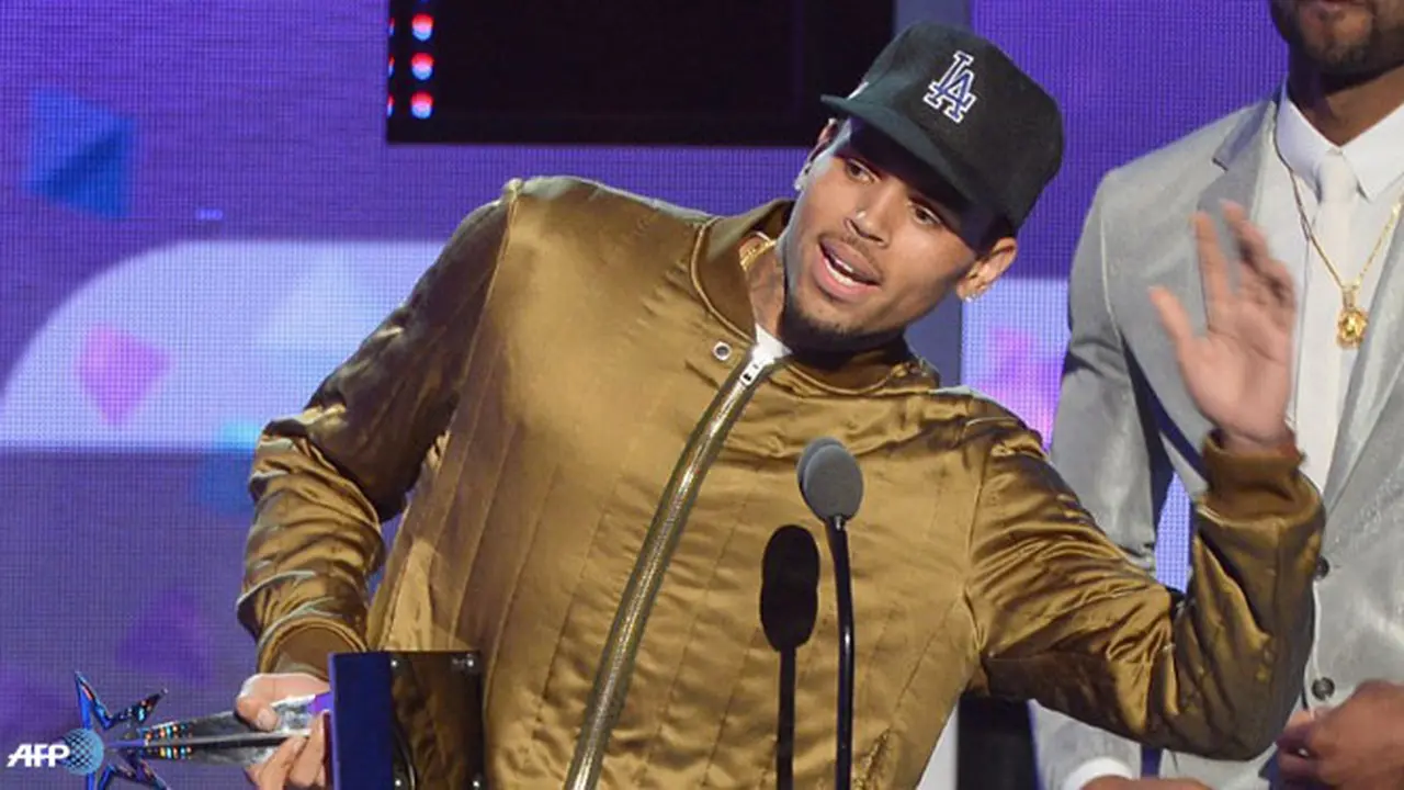 chris-brown-130730c.jpg