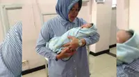 Wali Kota Surabaya Tri Rismaharini memiliki cucu pertama yang bernama Gwen Syareefa Bernadi. (Foto: Istimewa)