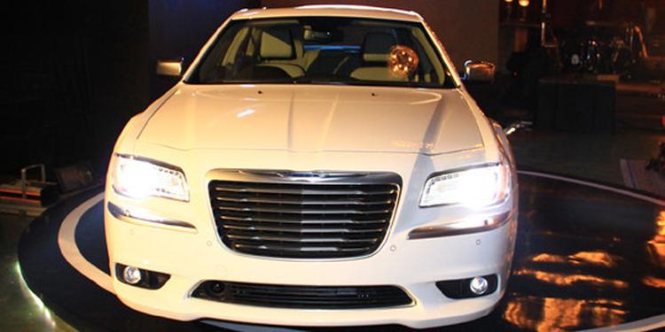 Chrysler 300C, Sang Legendaris Penakluk Proklamator