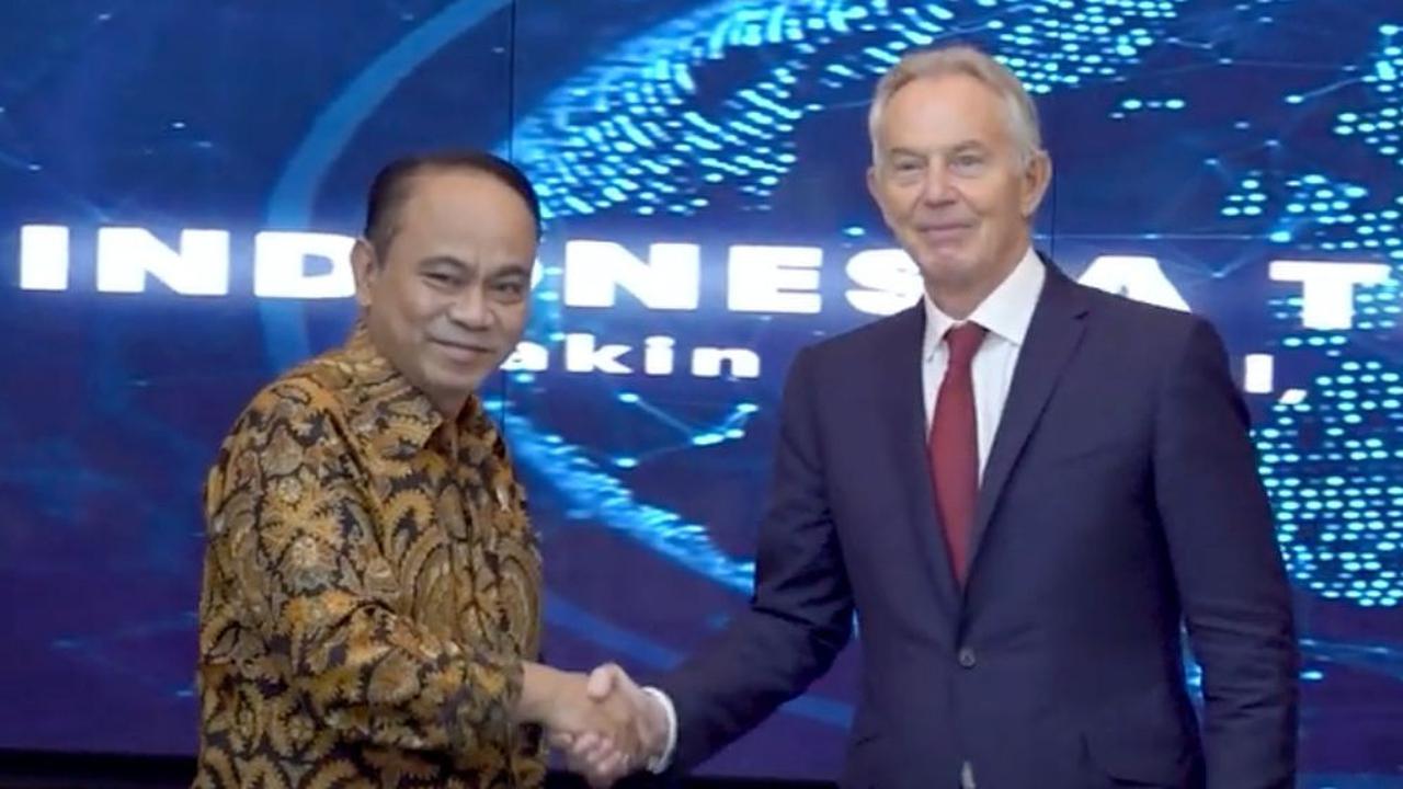 Ketemu Mantan PM Inggris Tony Blair, Menkominfo Diwanti-wanti soal Perkembangan AI