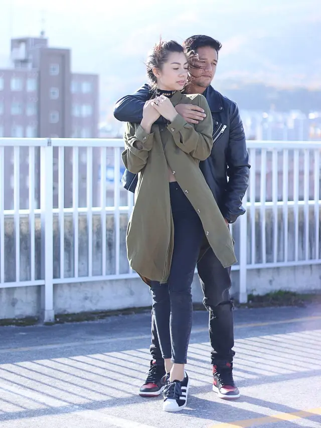 [Bintang] Bikin Baper Sejuta Umat, Ini 5 Potret Mesranya Gaya Jennifer dan Irfan Bachdim