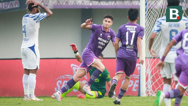Foto: Kolaborasi Korea Selatan-Argentina Bawa Persita Jinakkan PSIS di BRI Liga 1