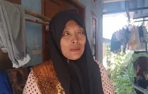 Kisah Pilu Perempuan Sukabumi Tinggal di Bekas Musala