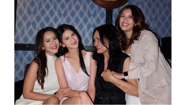 6 Potret Pesta Ultah Harleyava Princy ke-18, Rayakan Bareng Keluarga dan Sahabat