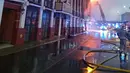 Kebakaran terjadi di klub malam populer bernama Teatre, di kawasan Atalayas, sekitar pukul 06.00 waktu setempat. (Bomberos/Ayuntamiento de Murcia via AP)